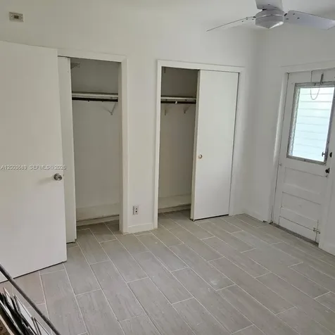 230 SW 11th Avenue Hallandale Beach FL 33009