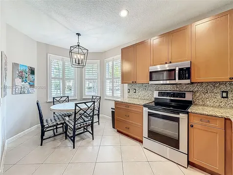 1668 Winterberry Lane Weston FL 33327