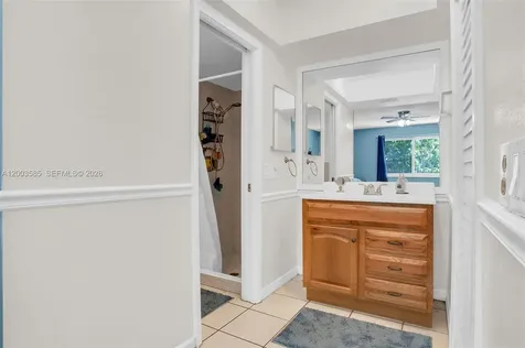7481 NW 11th Place Plantation FL 33313