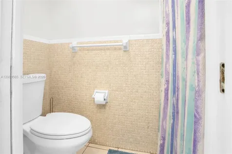 7481 NW 11th Place Plantation FL 33313