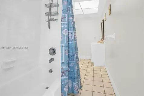 7481 NW 11th Place Plantation FL 33313