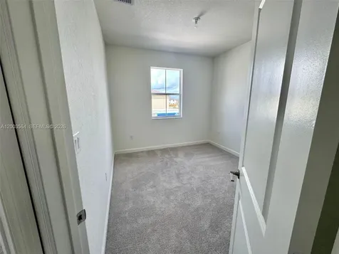 2877 SE 24 Avenue Homestead FL 33035