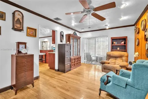 1911 N 53rd Avenue Hollywood FL 33021