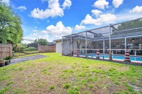 1911 N 53rd Avenue Hollywood FL 33021