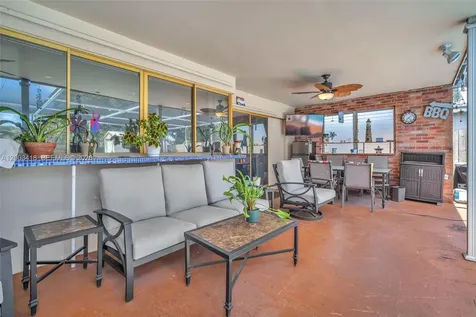 1911 N 53rd Avenue Hollywood FL 33021