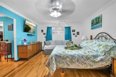1911 N 53rd Avenue Hollywood FL 33021