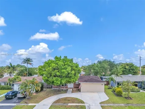 1911 N 53rd Avenue Hollywood FL 33021