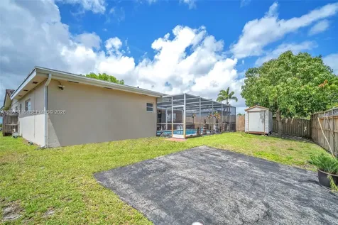 1911 N 53rd Avenue Hollywood FL 33021