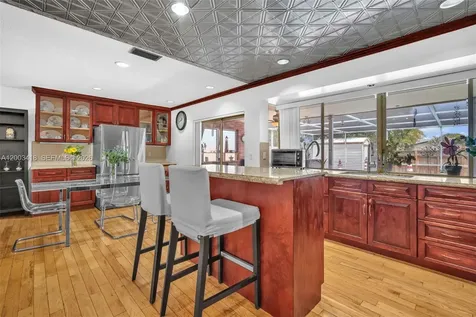 1911 N 53rd Avenue Hollywood FL 33021