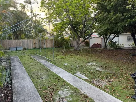 3600 SW 26th Street Miami FL 33133