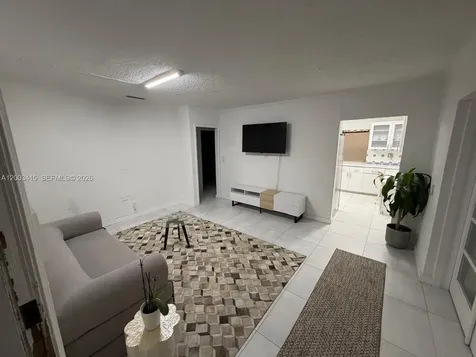 3600 SW 26th Street Miami FL 33133