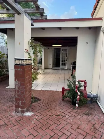 3600 SW 26th Street Miami FL 33133