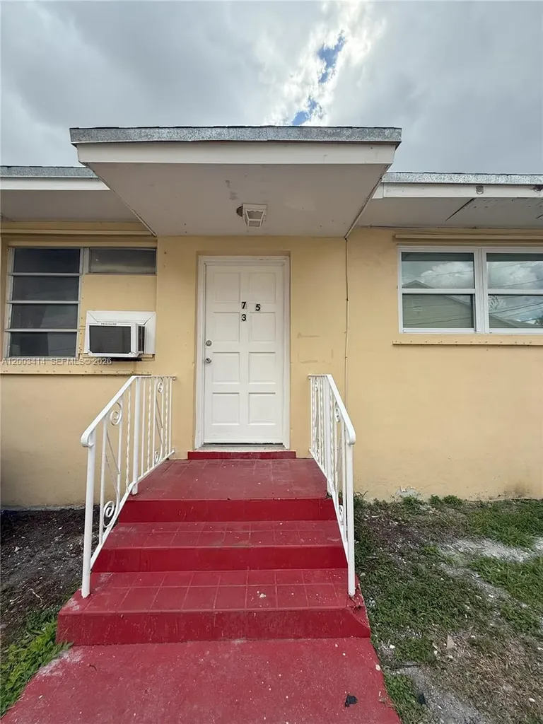 1725 NW 59th Street Miami FL 33142