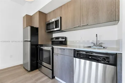 557 Michigan Avenue Miami Beach FL 33139