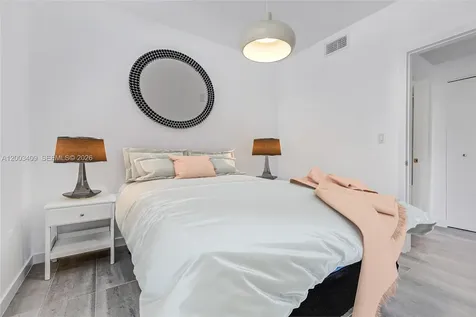 557 Michigan Avenue Miami Beach FL 33139