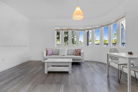 557 Michigan Avenue Miami Beach FL 33139