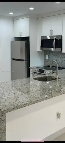 7732 Camino Real Miami FL 33143