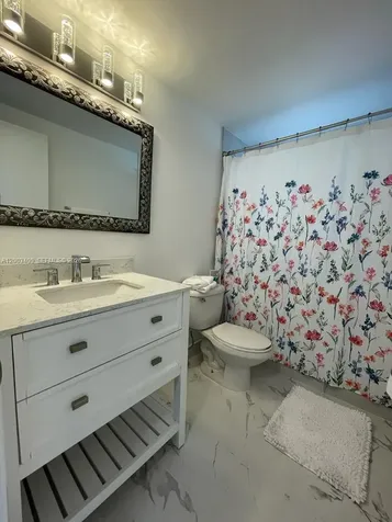 7732 Camino Real Miami FL 33143