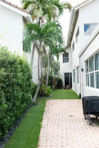 2485 NW 66th Drive Boca Raton FL 33496