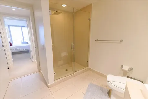 4111 S Ocean Drive Hollywood FL 33019
