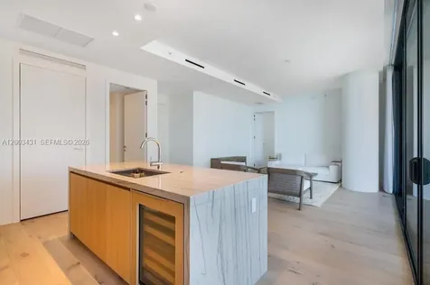 4111 S Ocean Drive Hollywood FL 33019