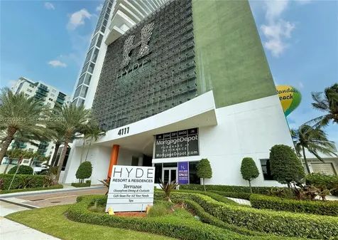4111 S Ocean Drive Hollywood FL 33019