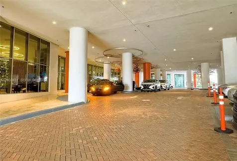 4111 S Ocean Drive Hollywood FL 33019
