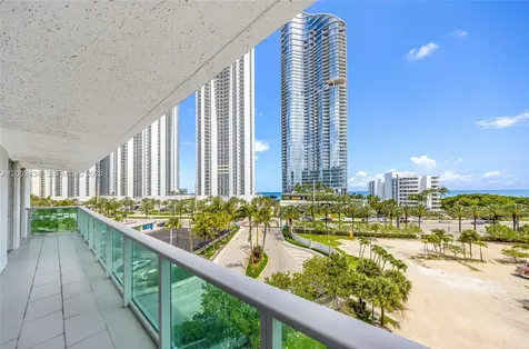 100 Bayview Drive Sunny Isles Beach FL 33160