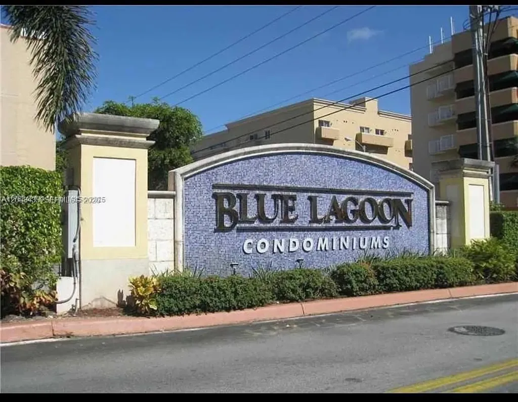 5077 NW 7th Street Miami FL 33126