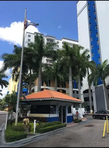 5077 NW 7th Street Miami FL 33126