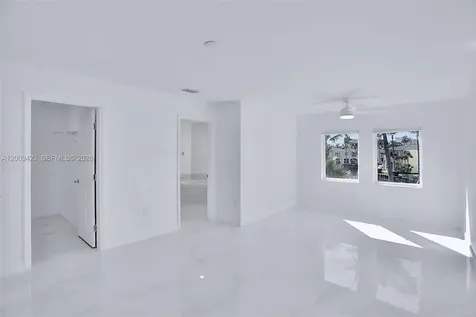 21032 NE 32nd Avenue Aventura FL 33180