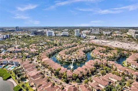 21032 NE 32nd Avenue Aventura FL 33180