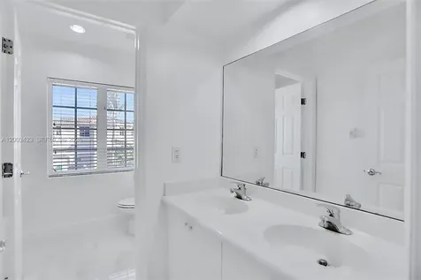 21032 NE 32nd Avenue Aventura FL 33180