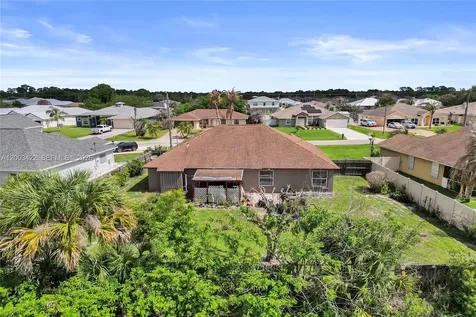 6030 NW Wolverine Road Port St. Lucie FL 34986