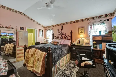 6030 NW Wolverine Road Port St. Lucie FL 34986