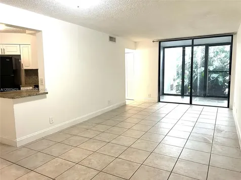 210 Lake Pointe Drive Oakland Park FL 33309