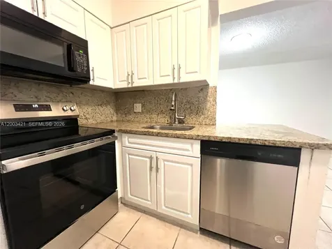 210 Lake Pointe Drive Oakland Park FL 33309
