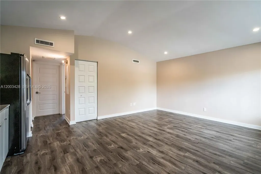 2412 NE 26th Street Fort Lauderdale FL 33305