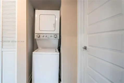 2412 NE 26th Street Fort Lauderdale FL 33305