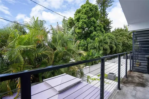 2412 NE 26th Street Fort Lauderdale FL 33305