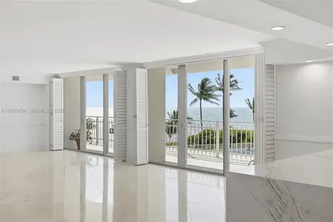 600 Grapetree Drive Key Biscayne FL 33149