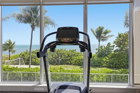 600 Grapetree Drive Key Biscayne FL 33149