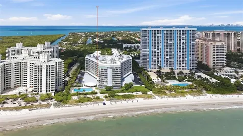 600 Grapetree Drive Key Biscayne FL 33149