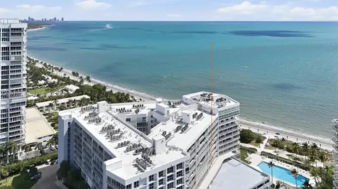 600 Grapetree Drive Key Biscayne FL 33149