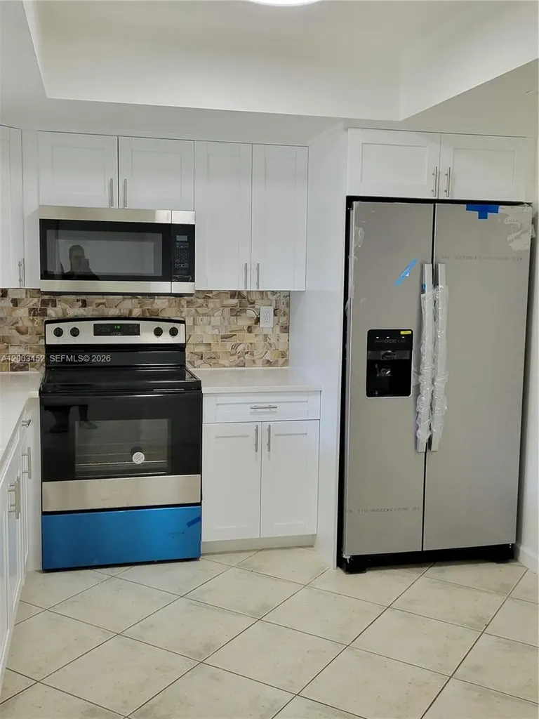 1821 NE 40th Court Pompano Beach FL 33064