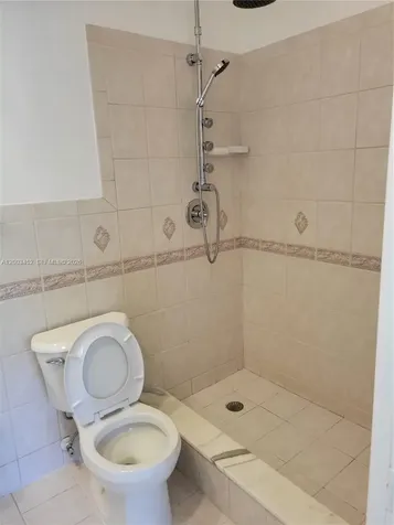 1821 NE 40th Court Pompano Beach FL 33064