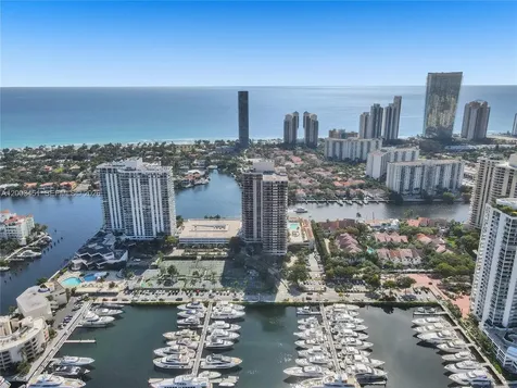 19667 Turnberry Way Aventura FL 33180