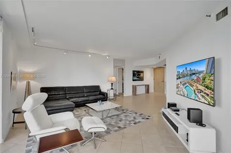 19667 Turnberry Way Aventura FL 33180