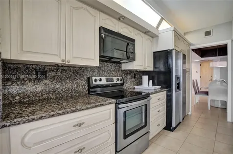 19667 Turnberry Way Aventura FL 33180