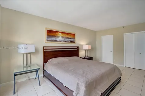 19667 Turnberry Way Aventura FL 33180